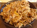 運ばれてきた牛丼キング